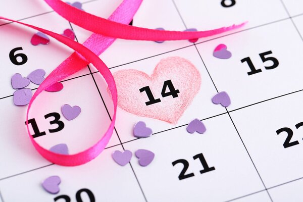 Романтичный календарь к празднику всех влюблённых
