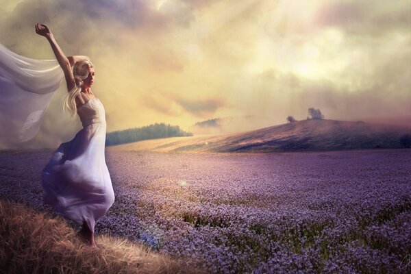 En un campo de lavanda, una chica con un vestido