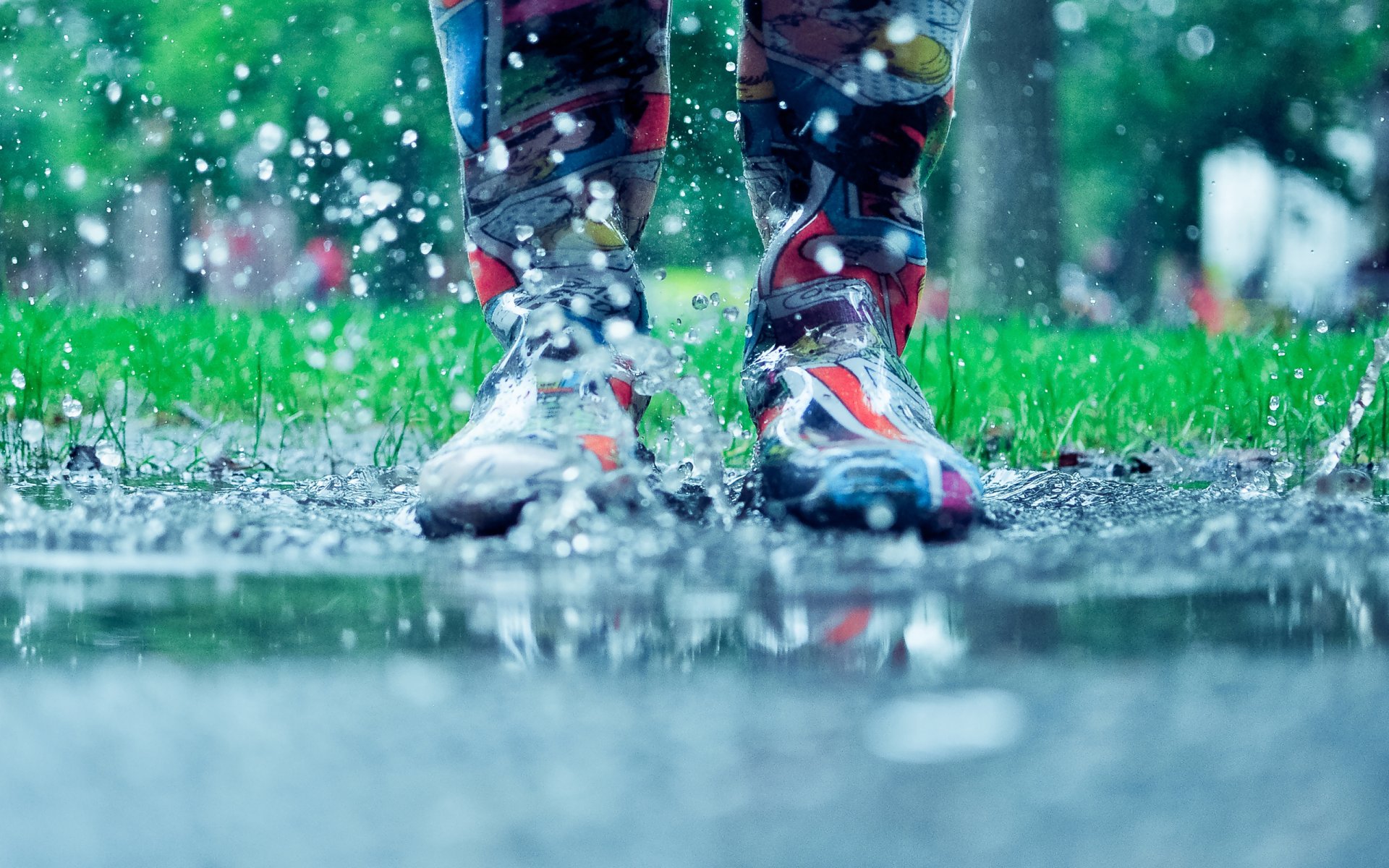 rubber boots a pool spray