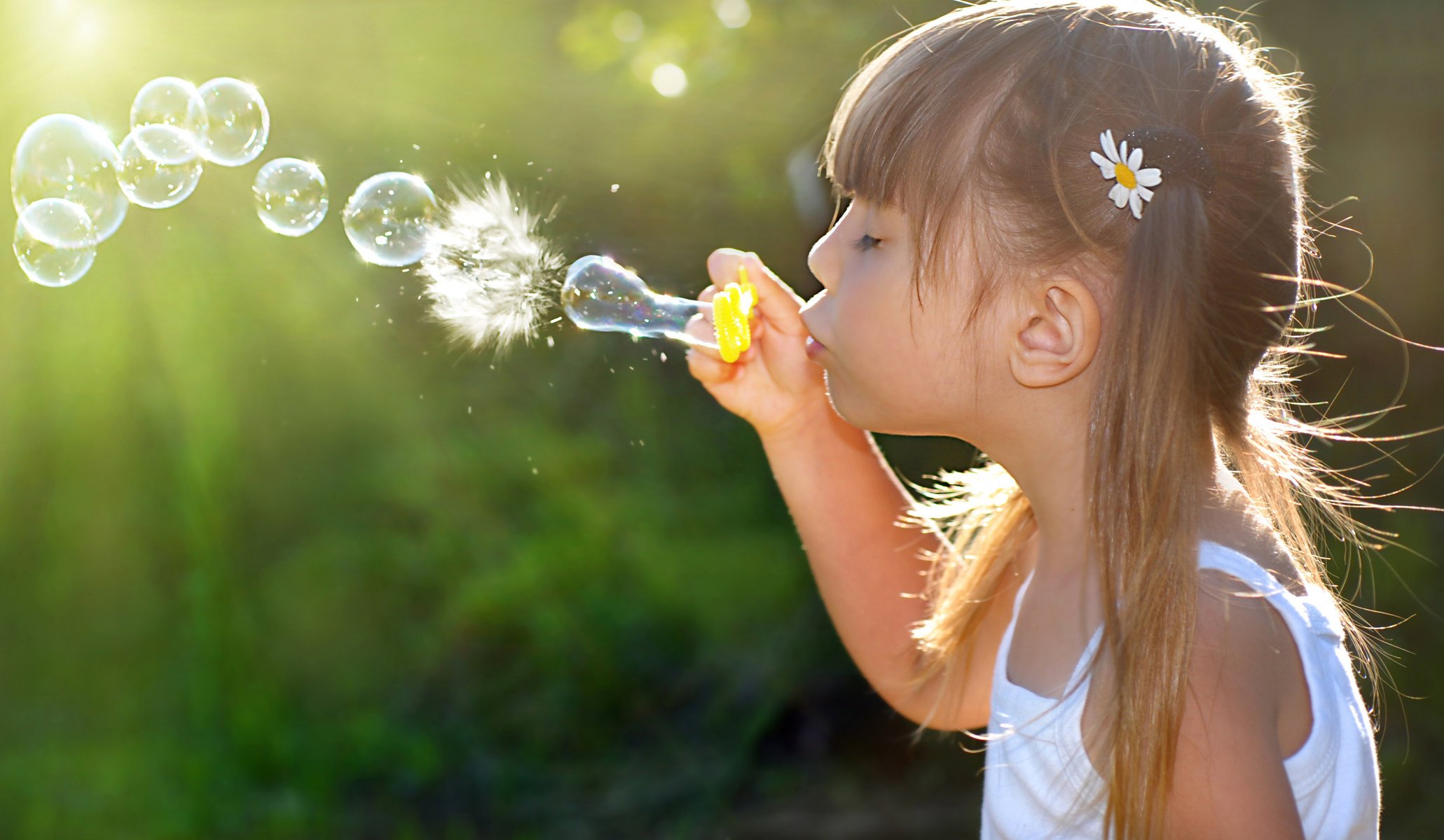 burbujas niña bebé infancia felicidad alegría burbujas niños