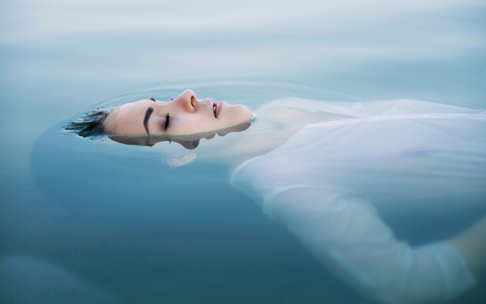 weet dreams mädchen im wasser make-up dennis hefe