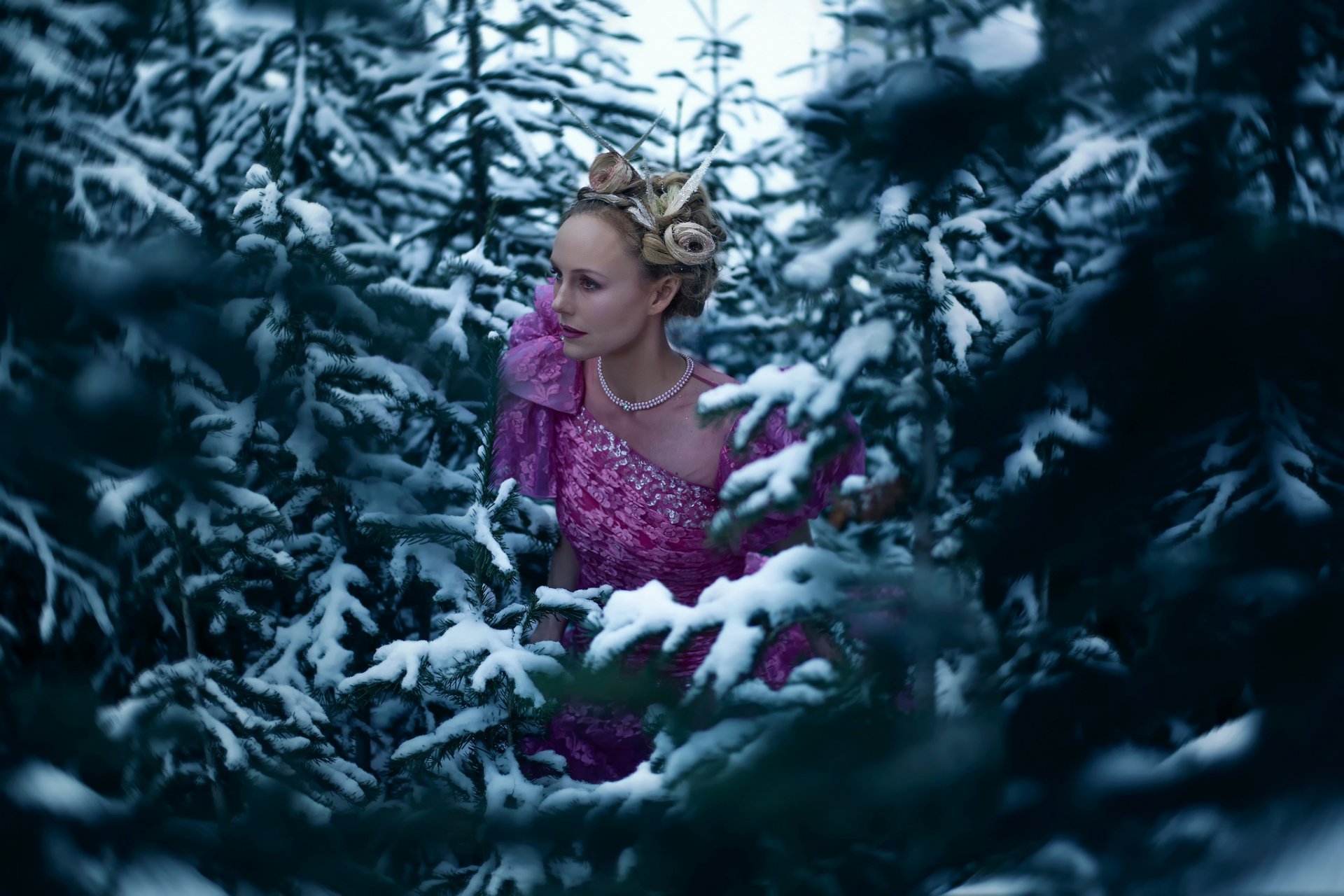 lichon pas de quartier collin la jeune fille la forêt la neige