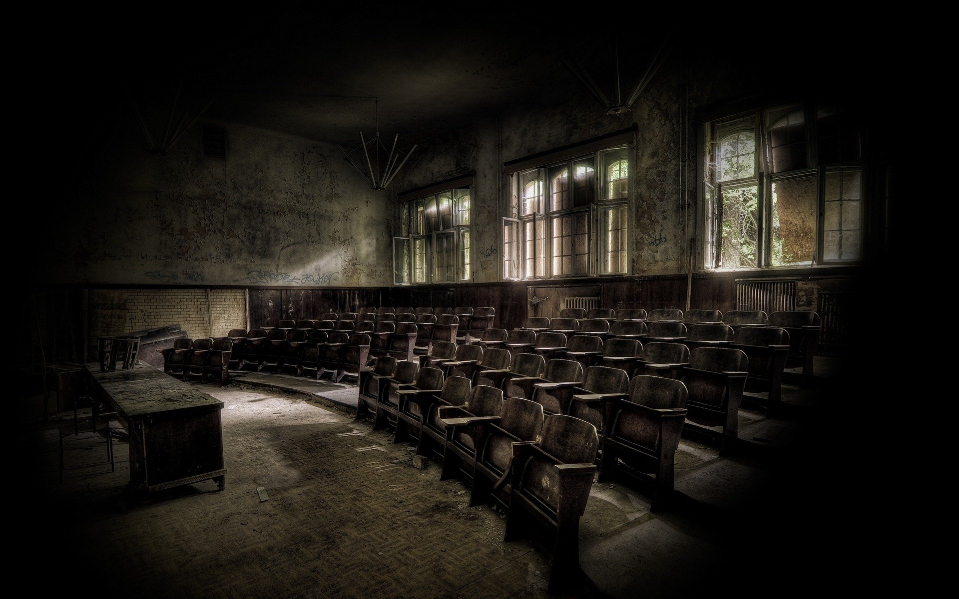 auditorium abandonné ruine