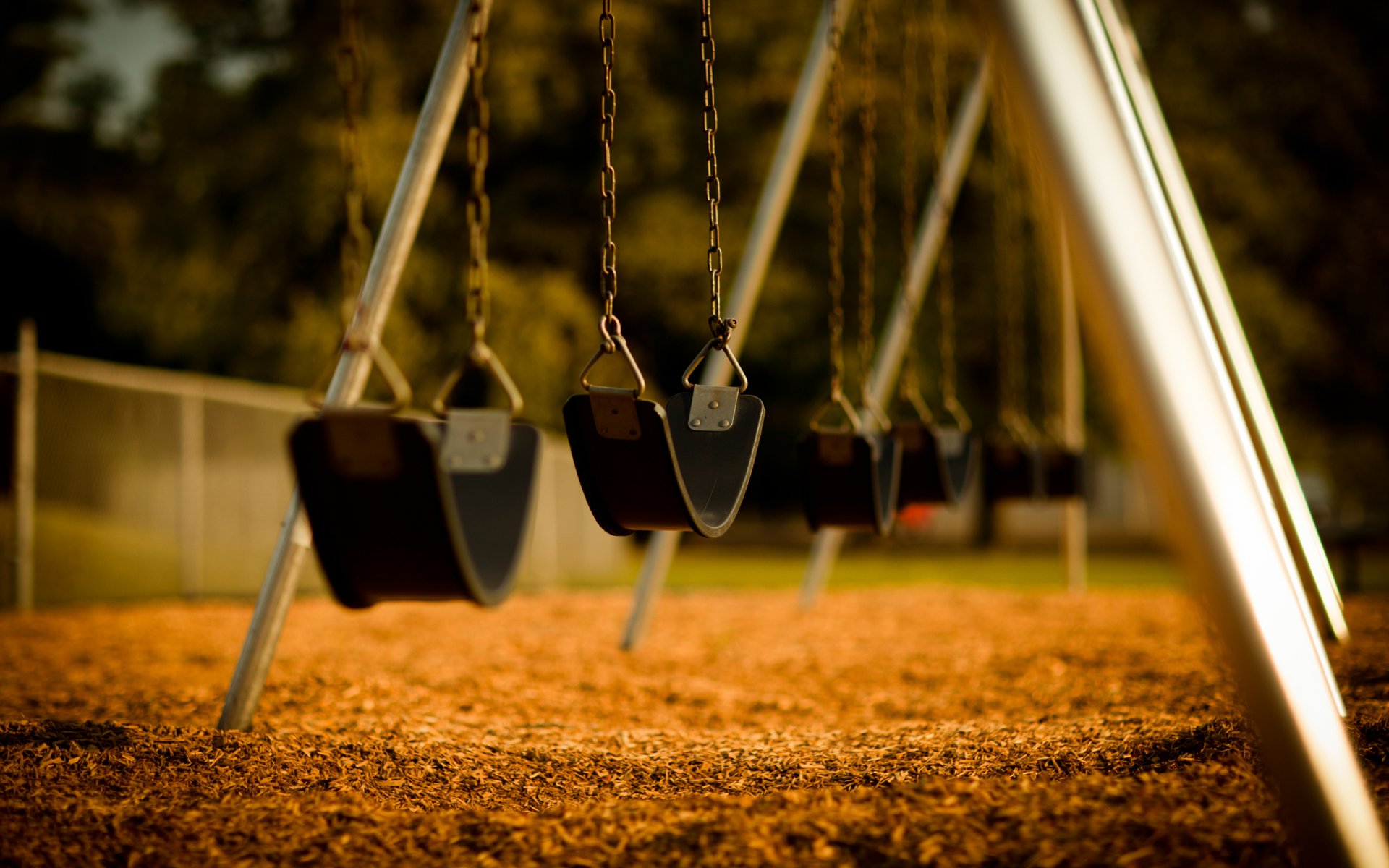 swing balançoire enfance humeur humeur amusement joie nostalgie marche marche romance romantic avec humeur