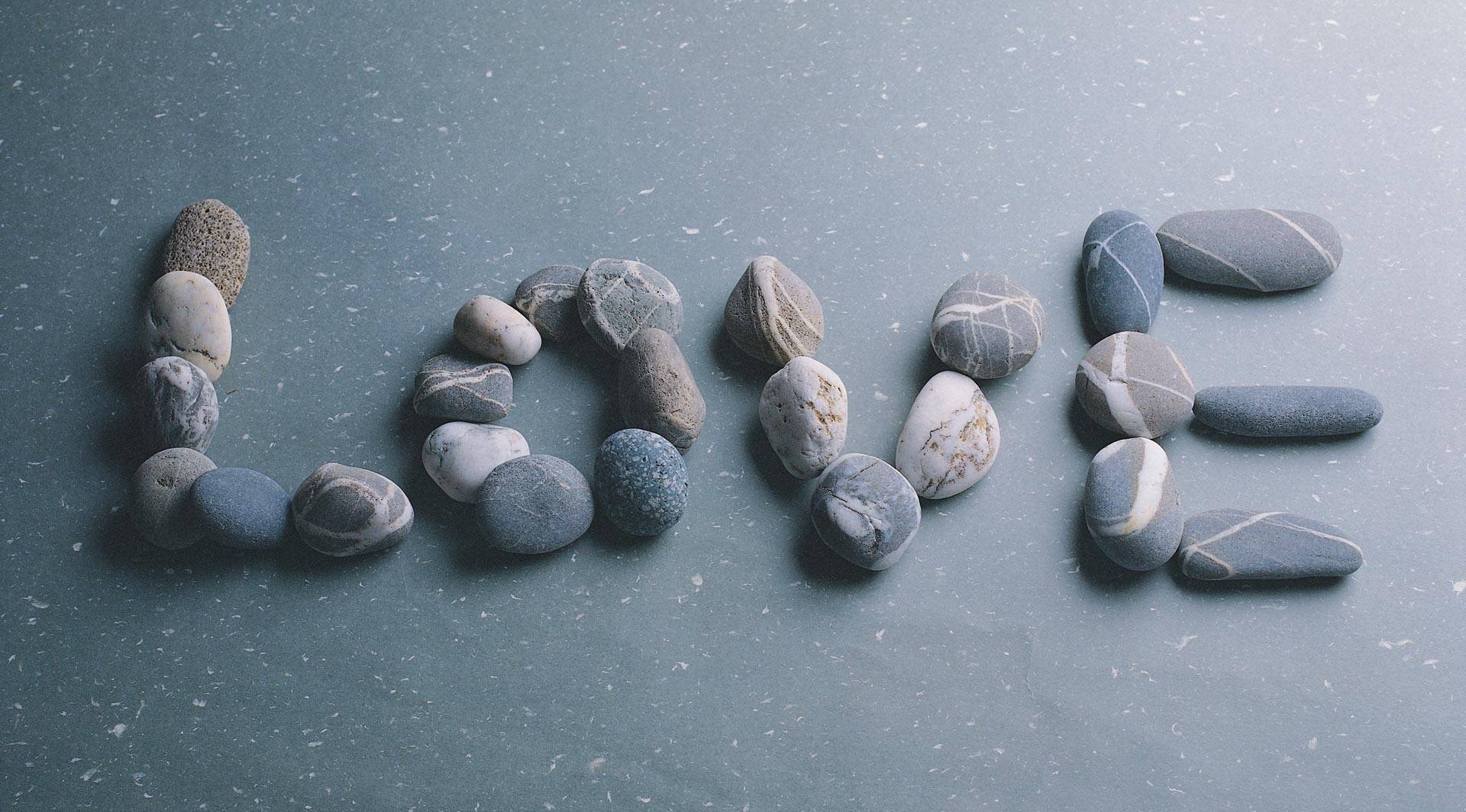 estado de ánimo sentimiento amor piedras guijarros