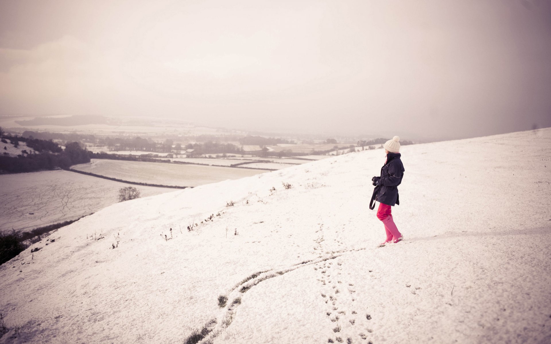 inverno neve umore umore passeggiata ragazza ragazze colline foto