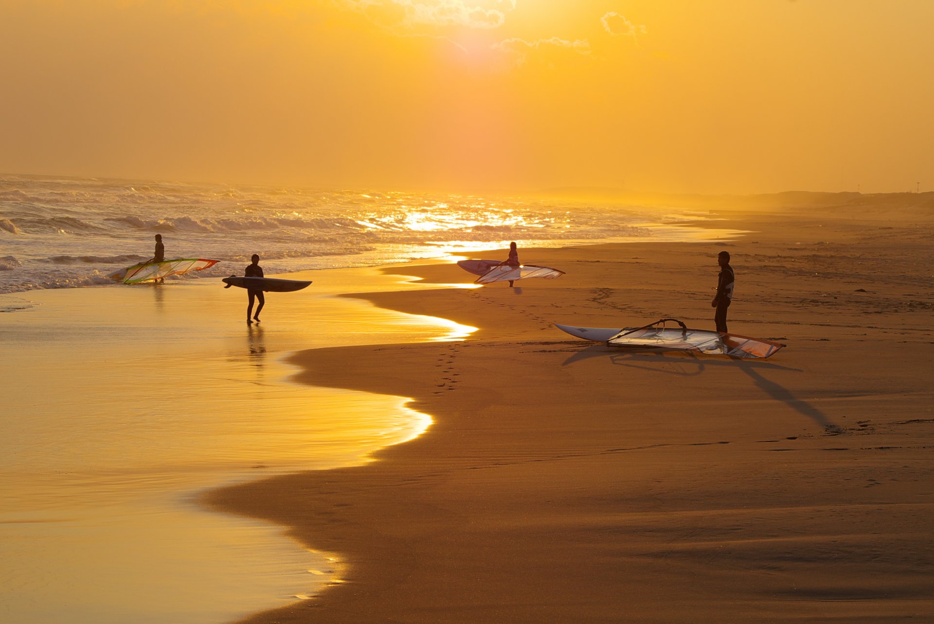 ozean ufer menschen wellen sand surfen segeln