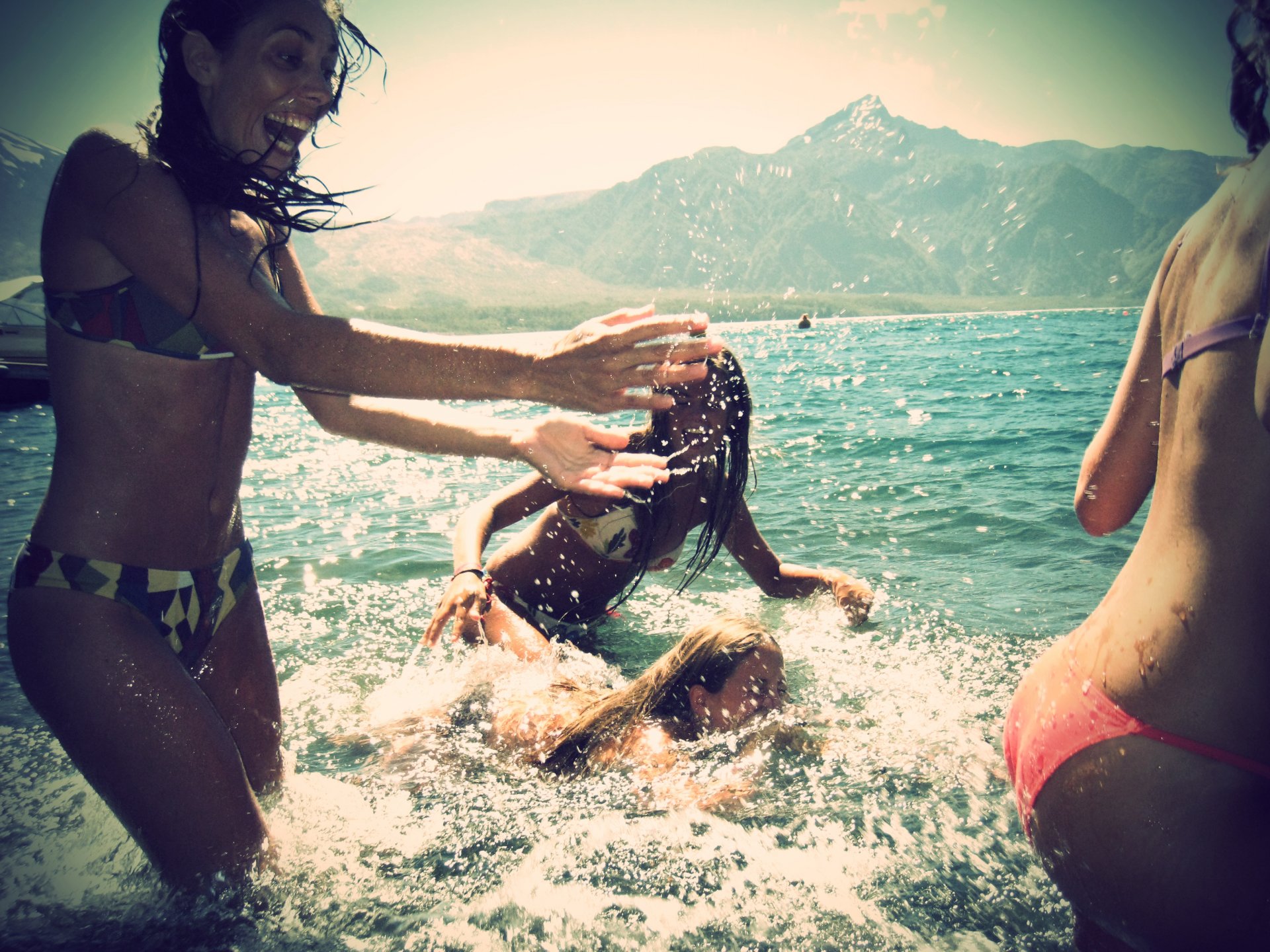 verano mar chorros diversión sonrisas