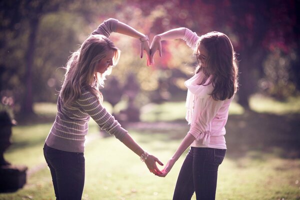 Chicas guapas románticas