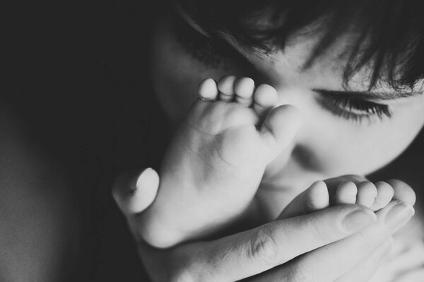 Amore e cura della madre per il bambino