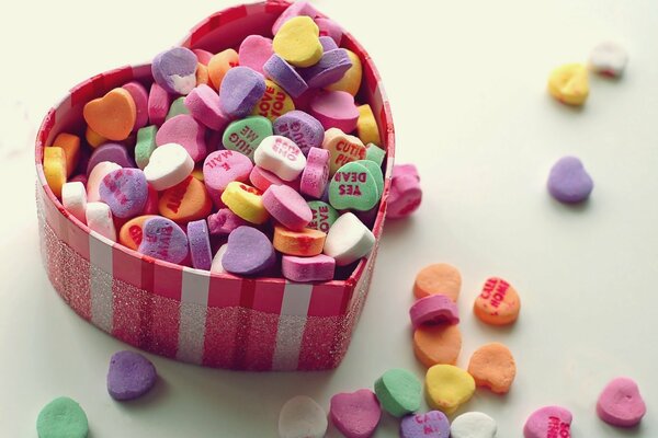 A heart-shaped box with sweet hearts-wishes