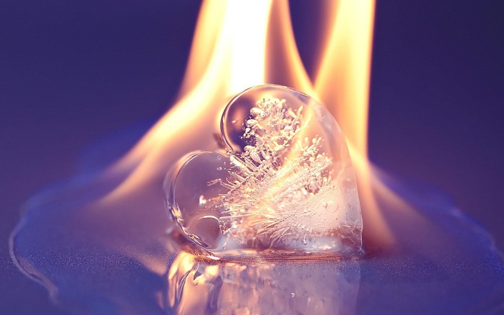 glacé coeur flamme fond