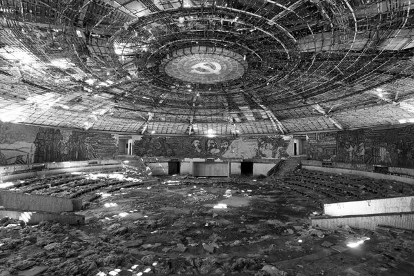 La sala destruida simboliza la desintegración de la URSS