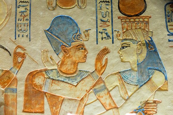 Egipskie obrazy przedstawiające faraonów