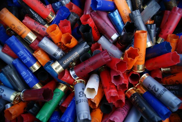 For shotgun shells of different colors and models