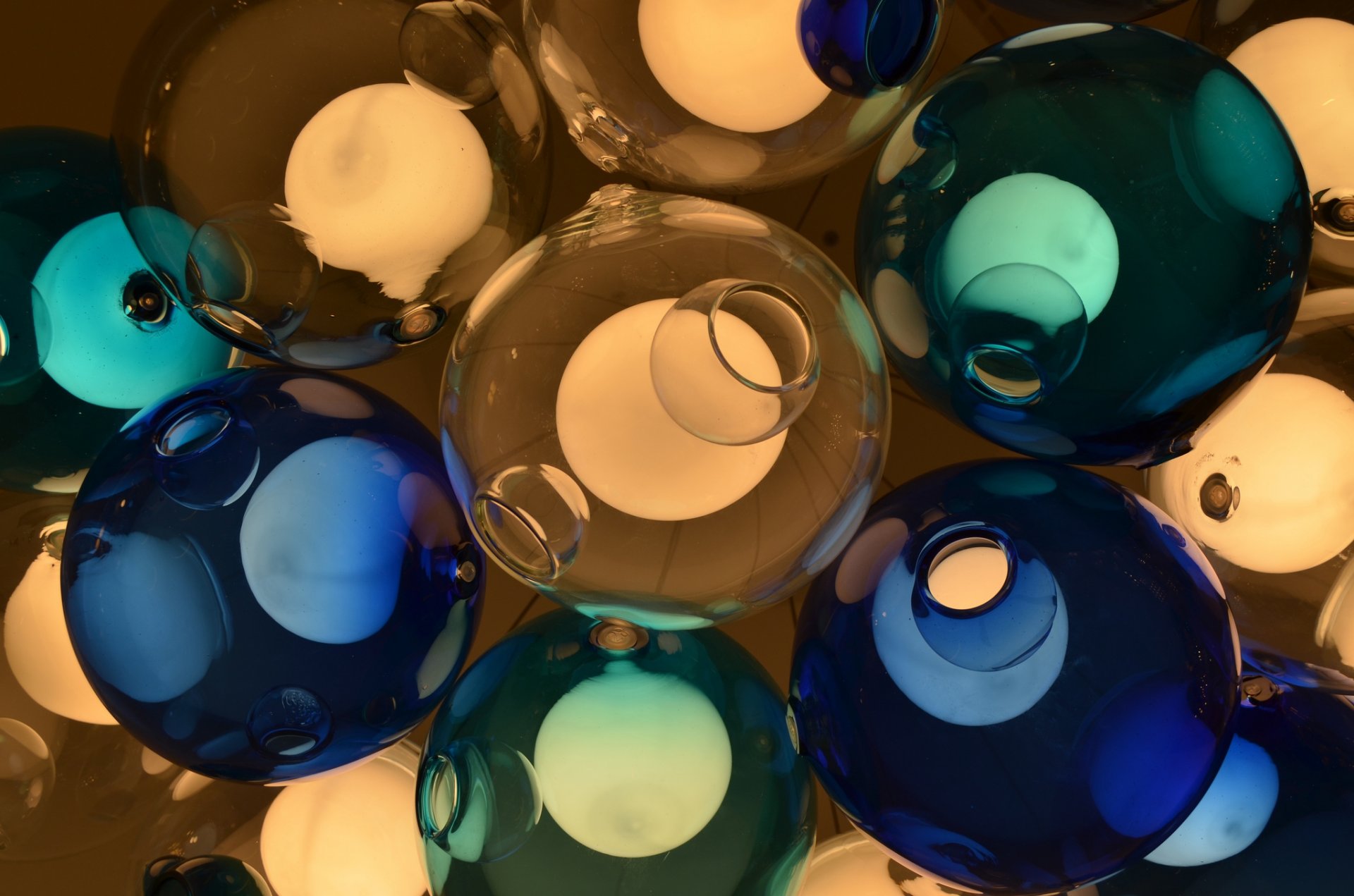 lampe boules verre couleur lumière