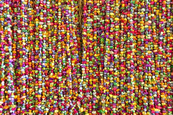 Fond de petites perles multicolores