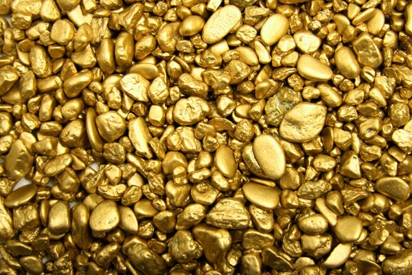 Image de petit caillou de galets d or avec placage d or