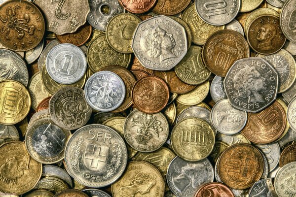 Beaucoup de pièces de monnaie de l ancienne époque