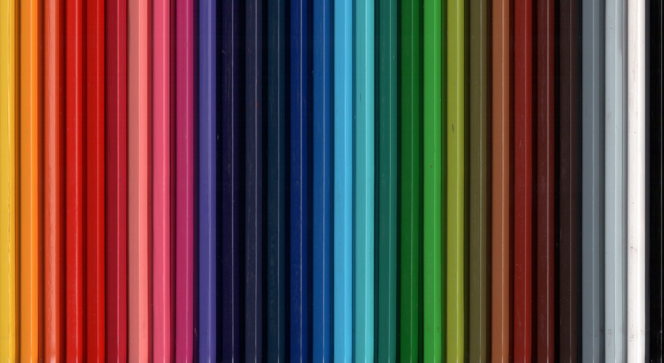 fondo multicolor lápices