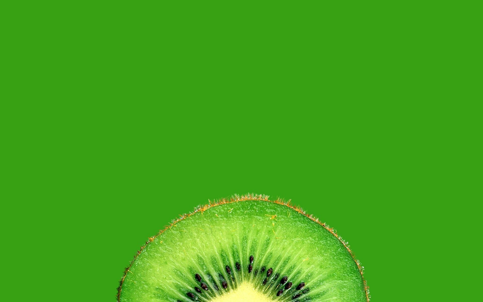 kiwi owoce w przekroju