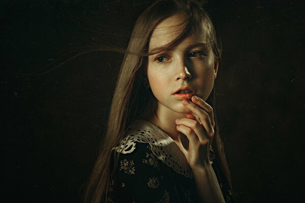 El retrato de Alexandra Kharlamova fue realizado por el artista Georgy Chernyadyev