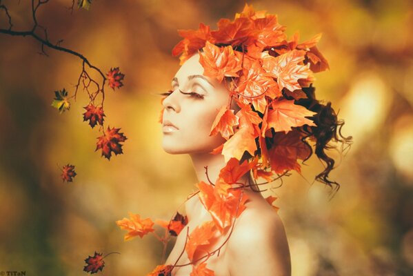 Autumn photo shoot girl and leaves