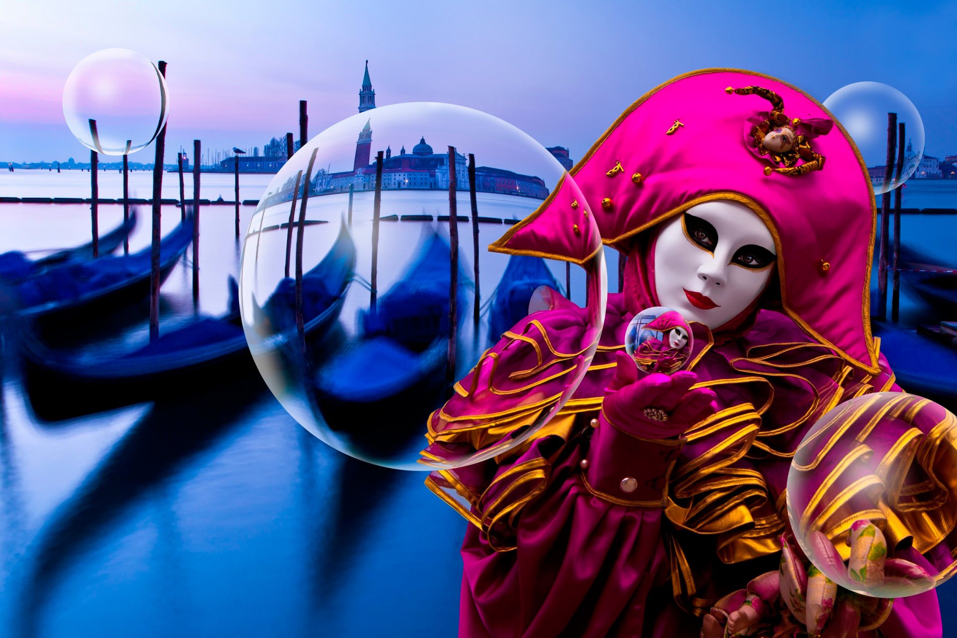 floating in venice venice suit mask