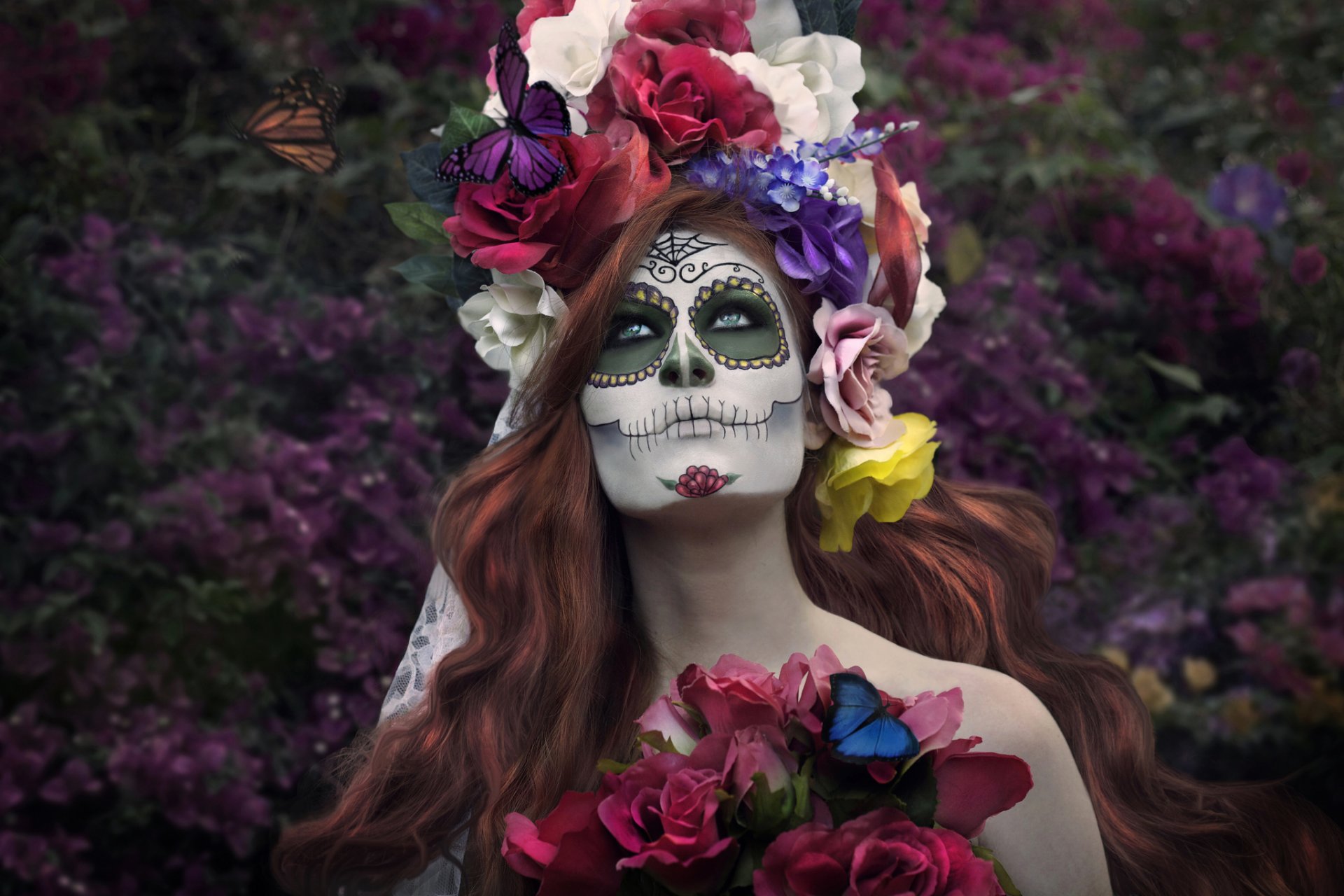 dia de los muertos tag der toten mädchen gesicht färbung blumen schmetterlinge