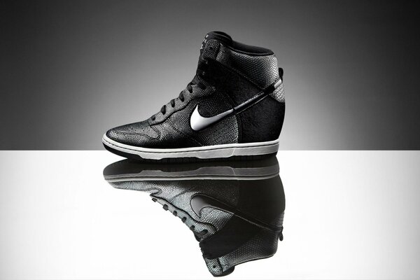 Black sports shoes Nike 