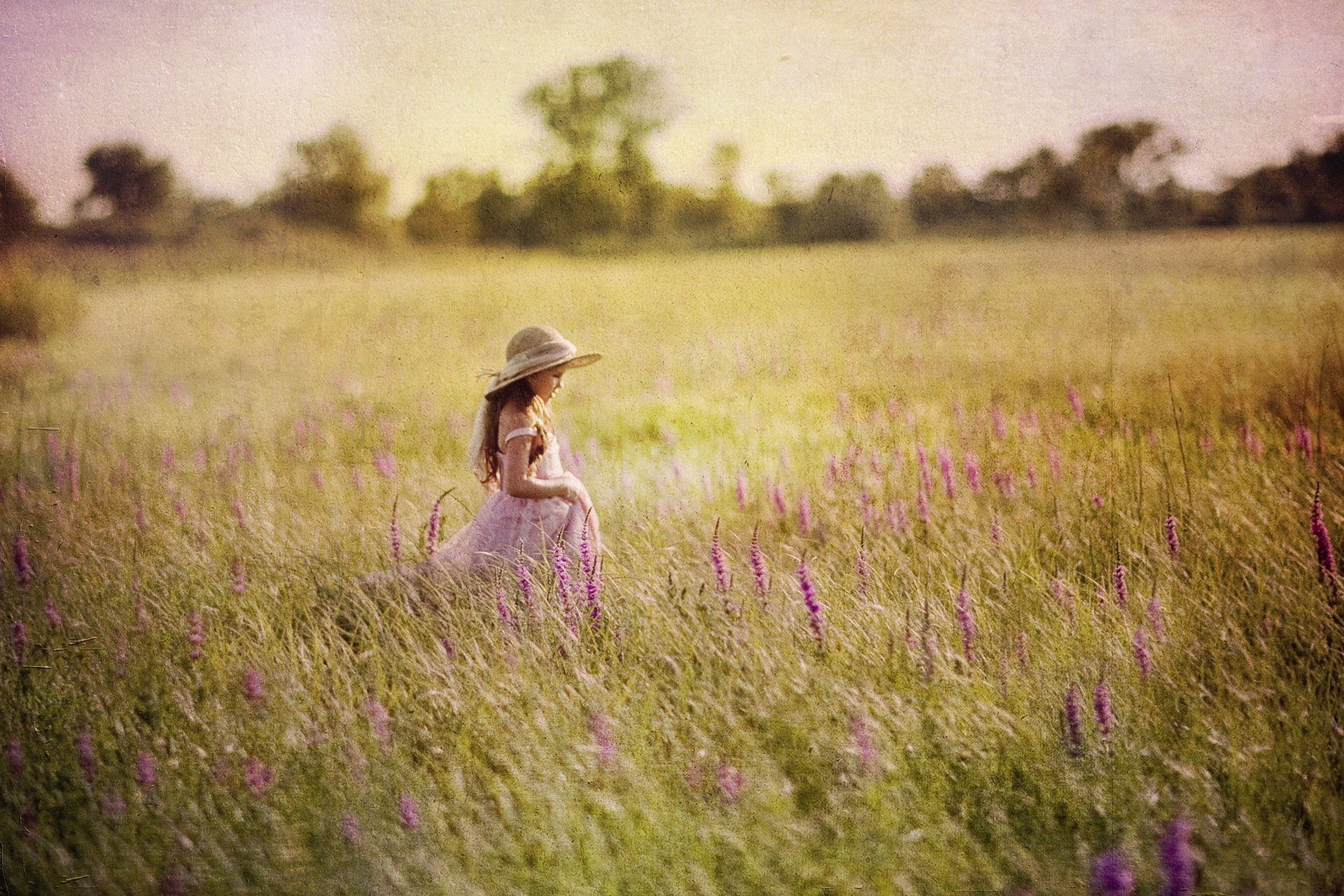 chica verano campo estado de ánimo