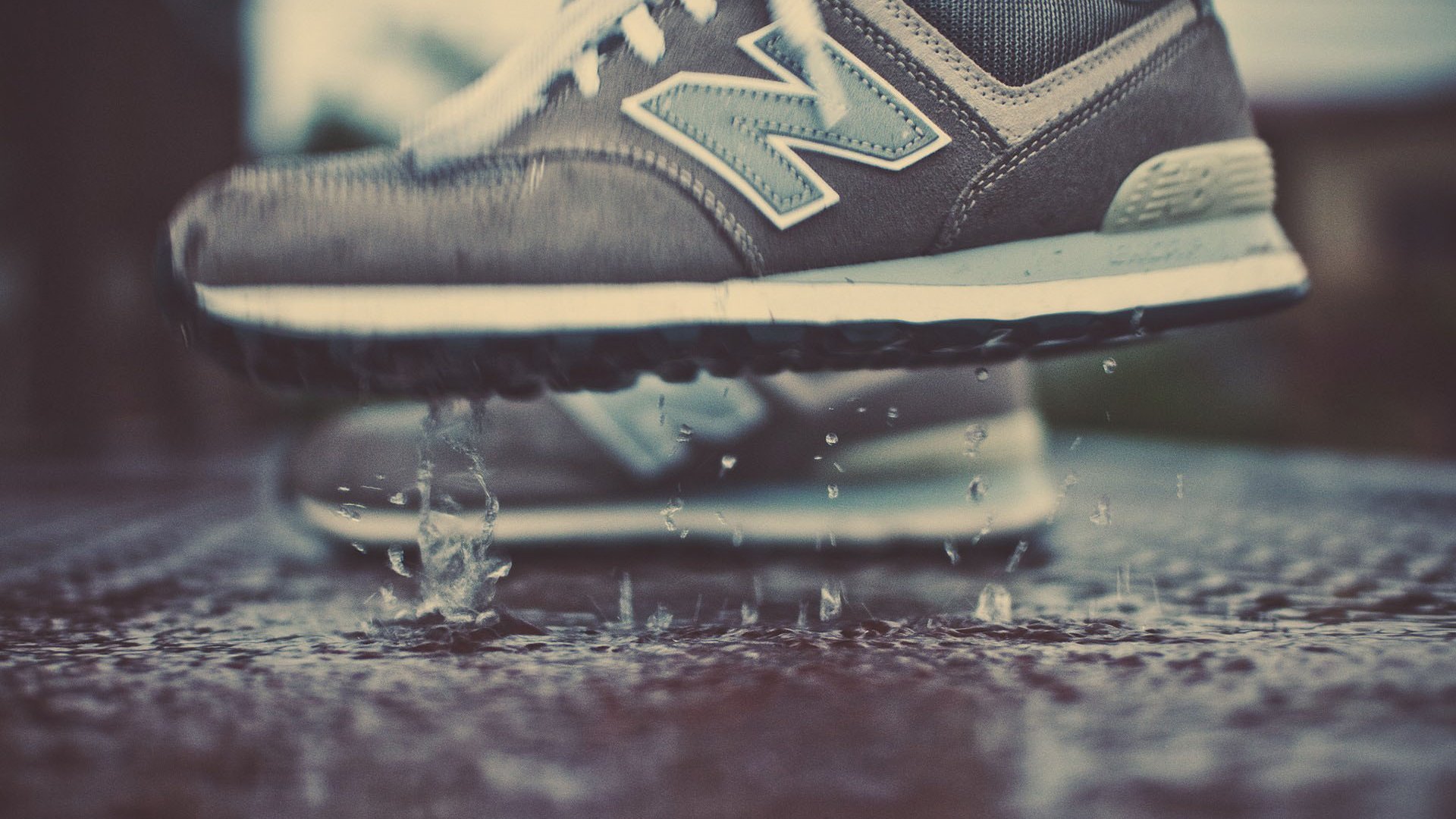 new balance. zapatillas charco gotas