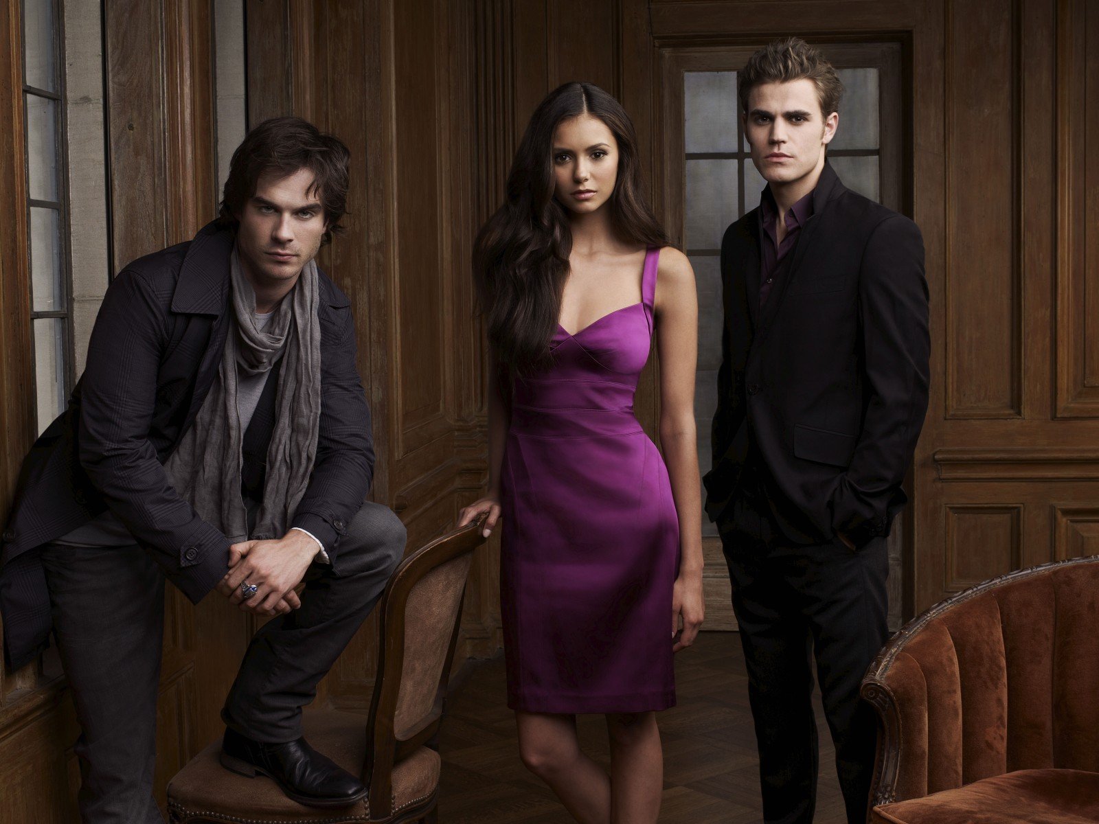 serie de televisión the vampire diaries stefan damon elena foto