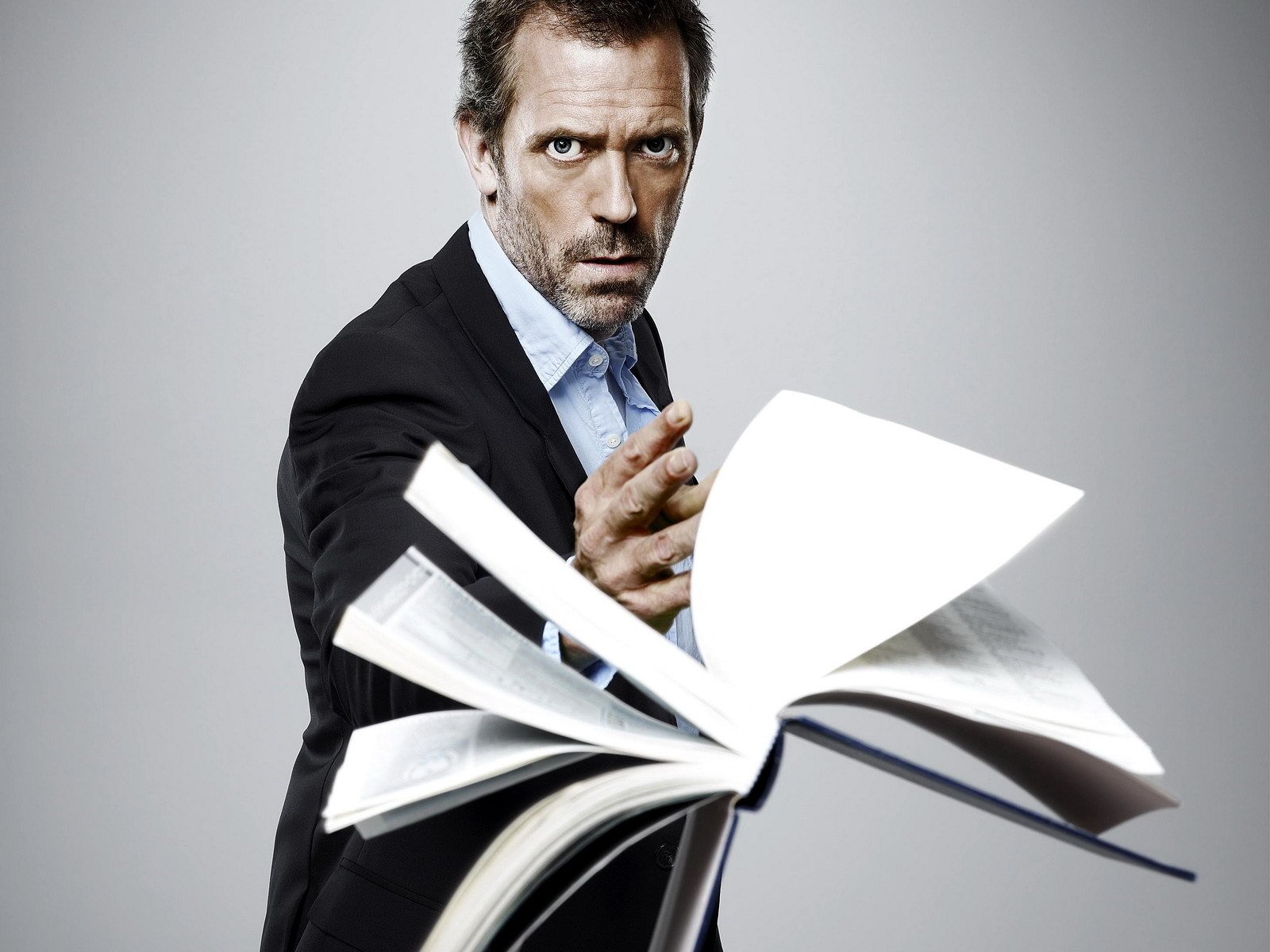 maison dr house hugh laurie livre