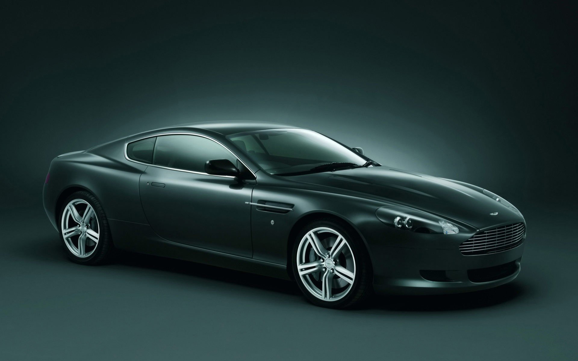 aston martin db9 graphite