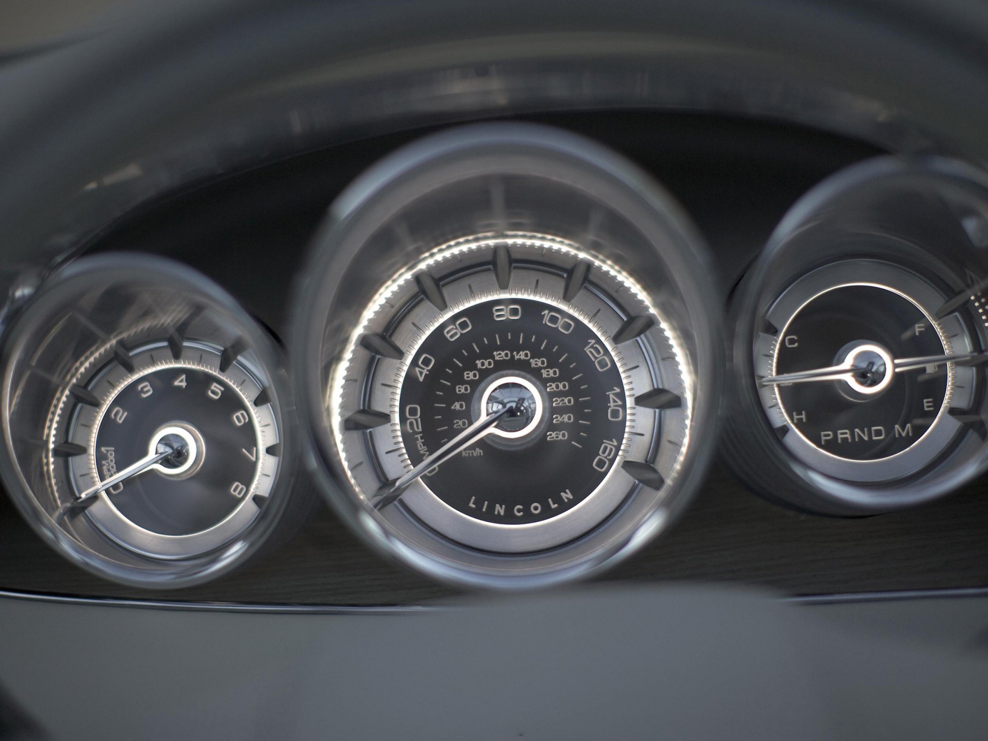 lincoln mkt concept speedometer of the arrow panel