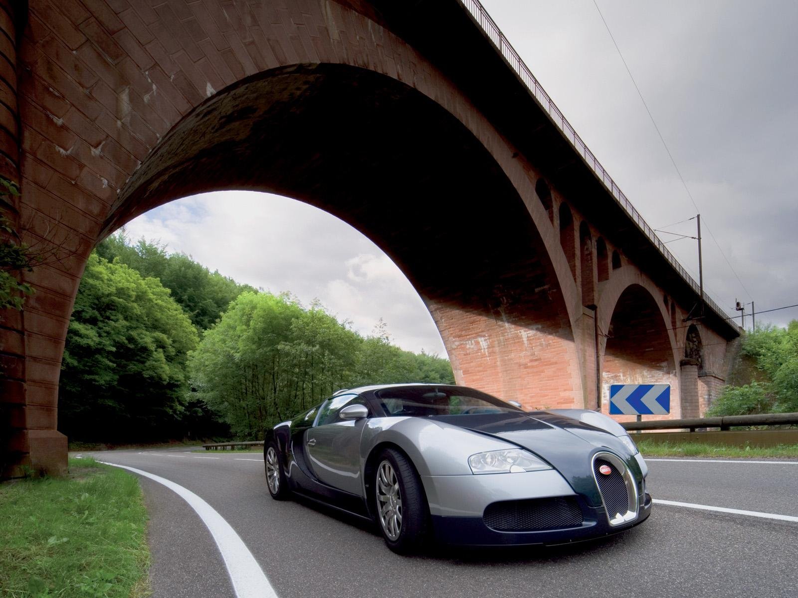 bugatti veyron łuk most droga drzewa