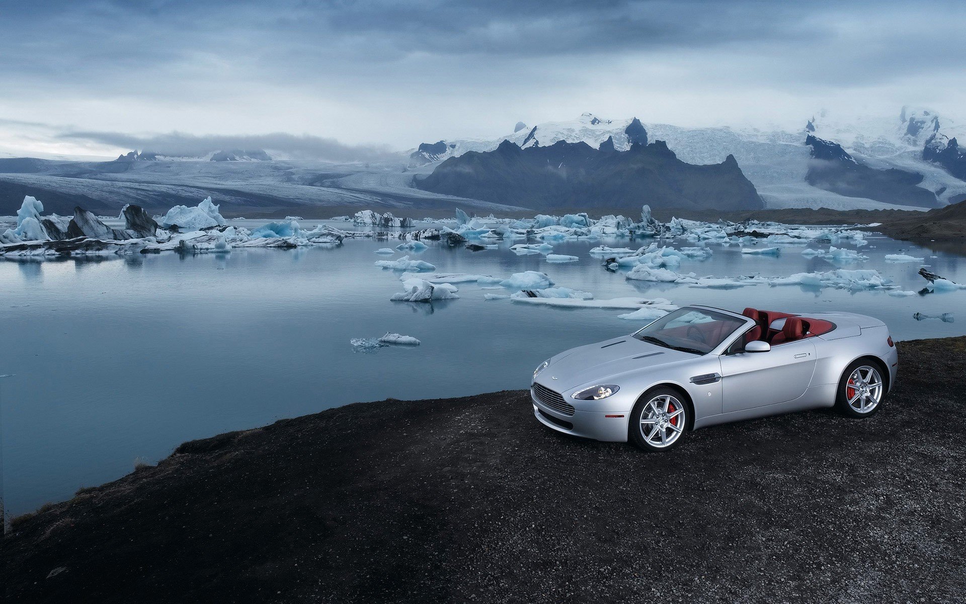 aston martin vantage roadster iceberg