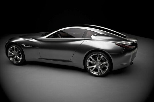 Sur fond noir - brillant argent voiture concept