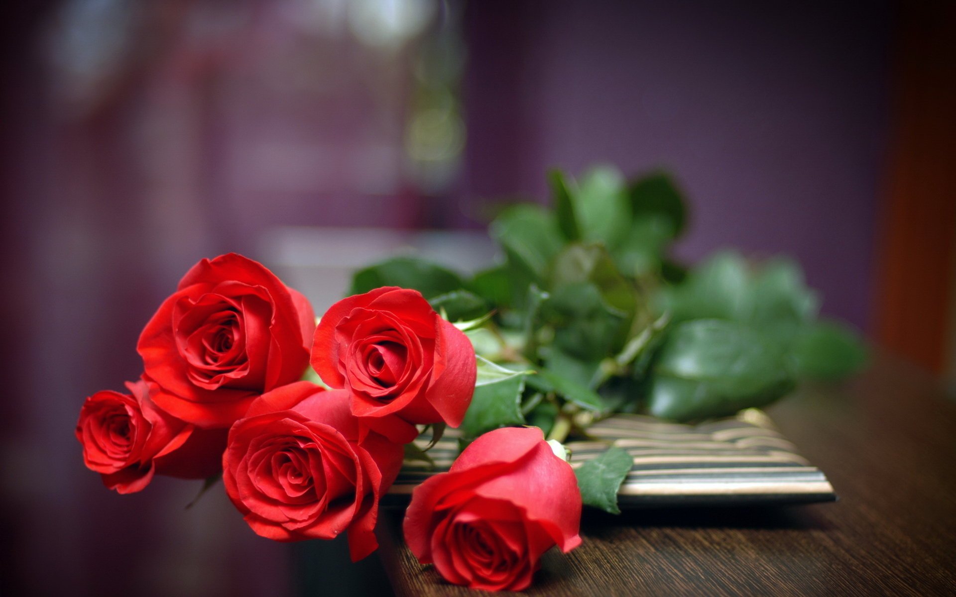 roses red bouquet