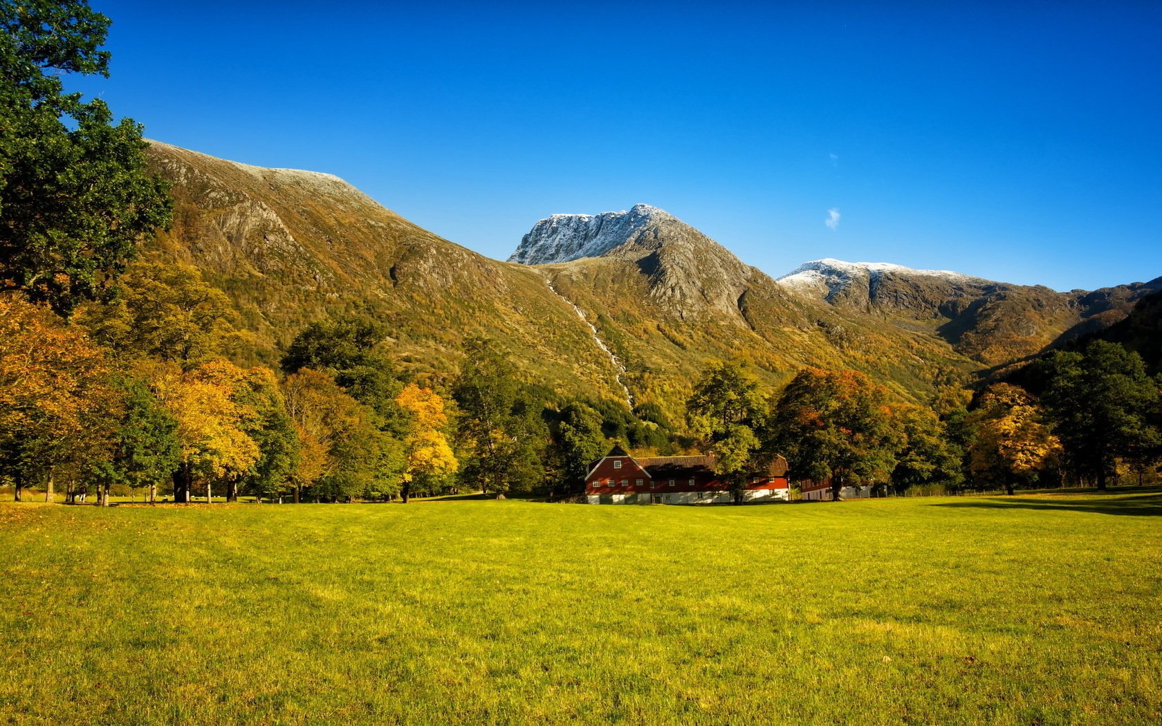 montañas paisaje casa campo