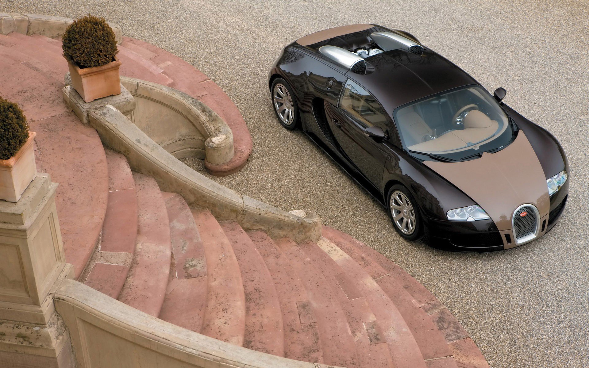 bugatti veyron a porch