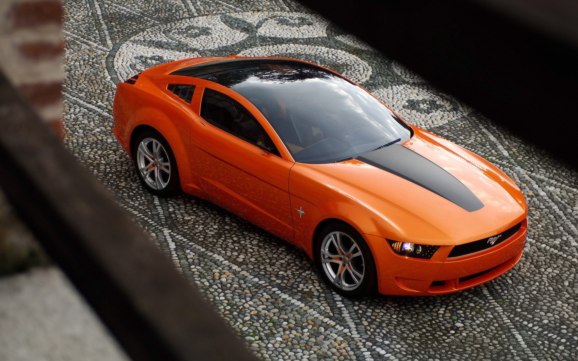 adoquines mustang ford giugiaro concept