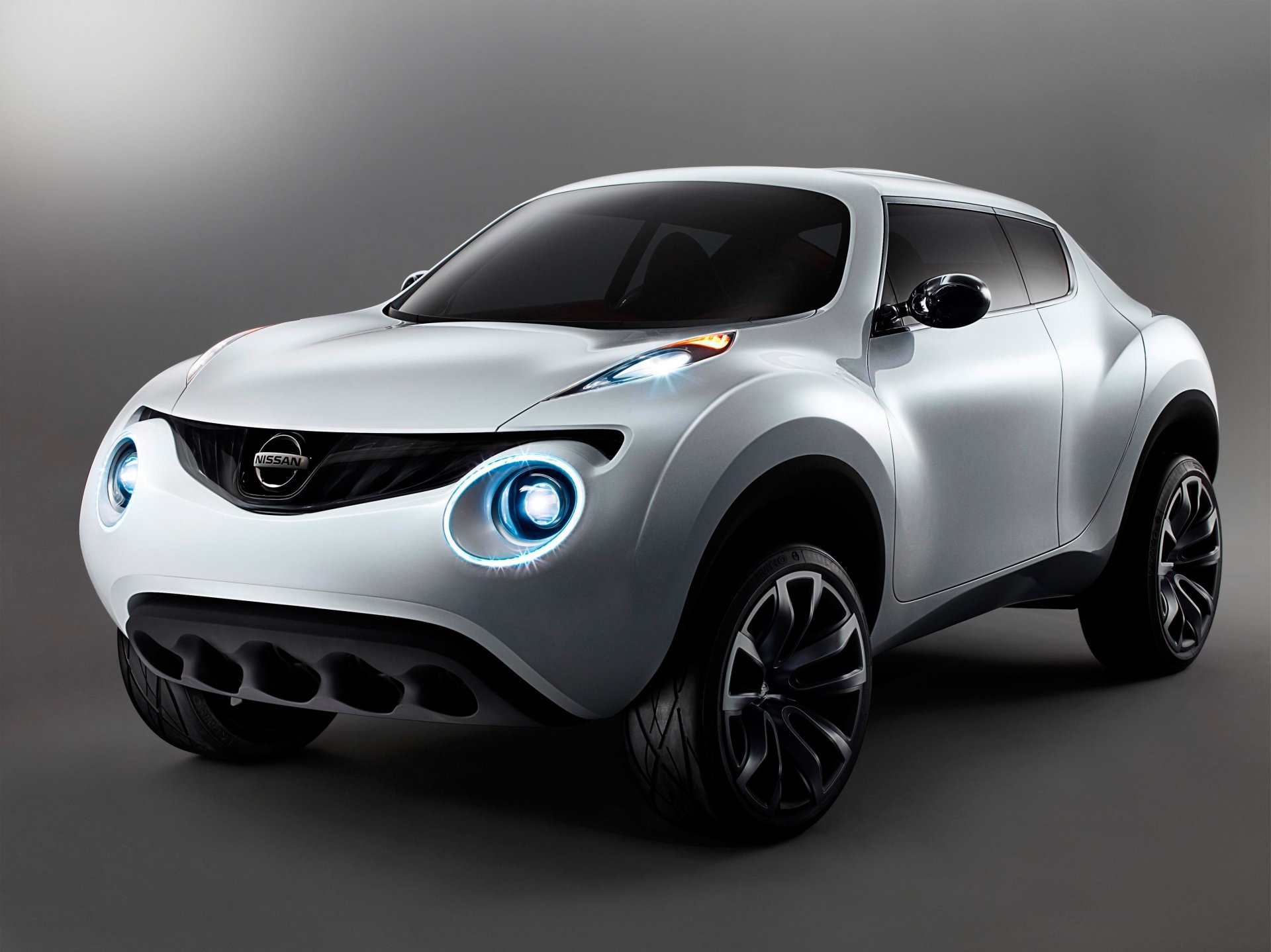 nissan concepto qazana