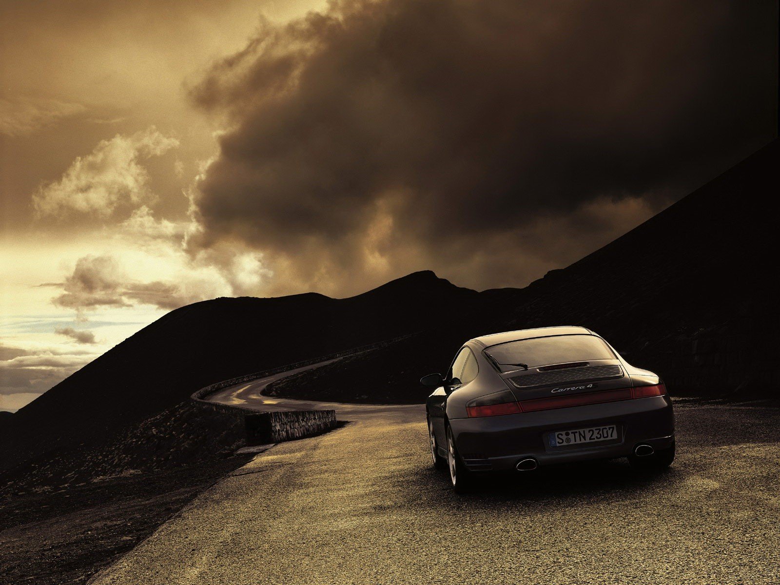 porsche 911 carrera 4 weather road cloud