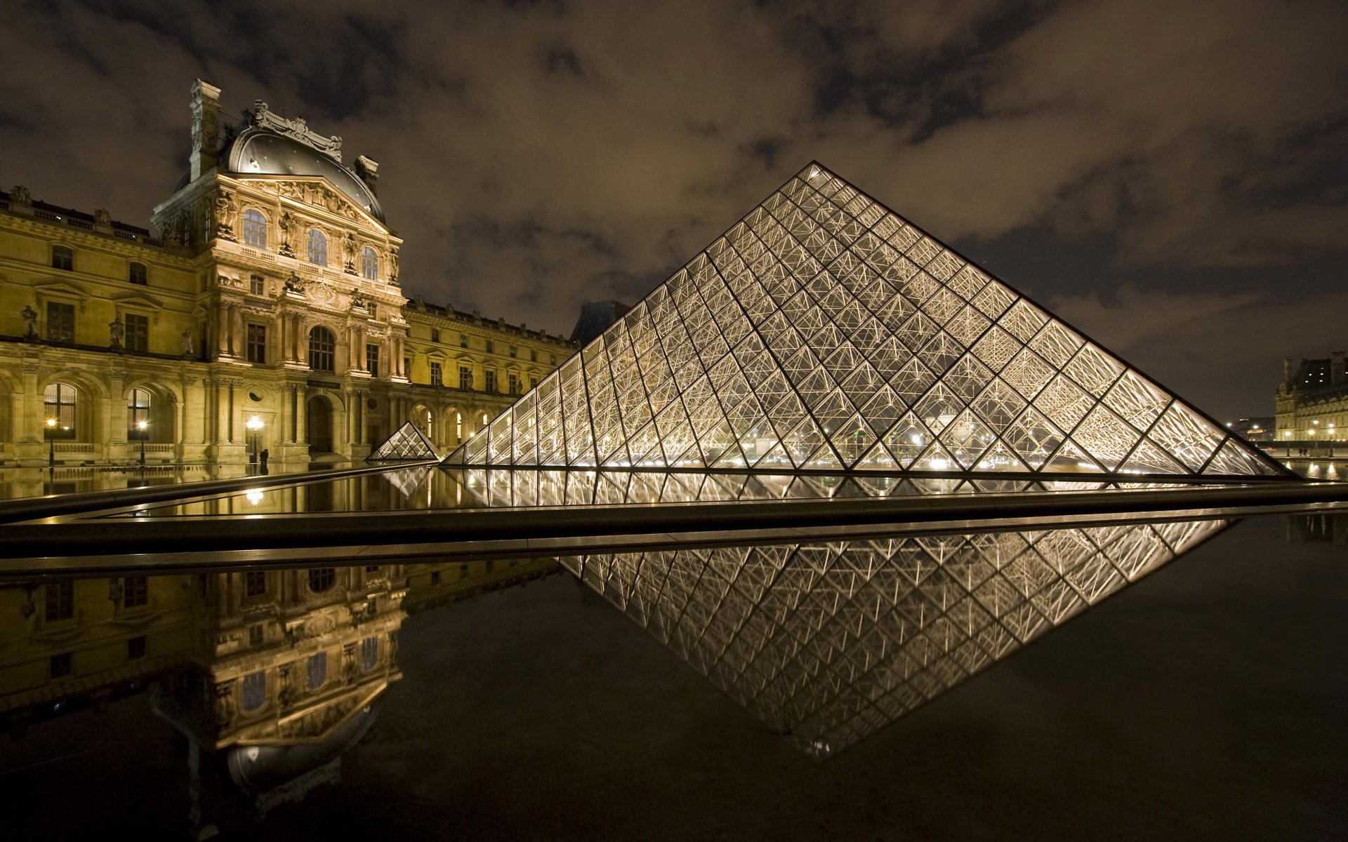 musée du louvre paris france