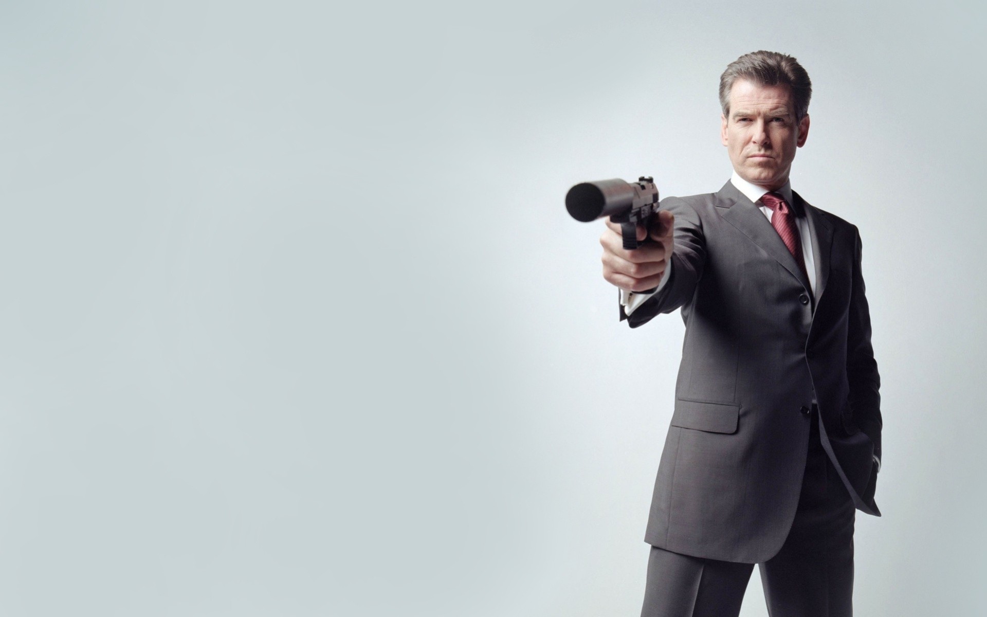 pierce brosnan mese