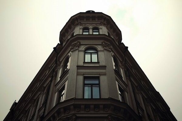 Architettura Svizzera Stoccolma e cielo