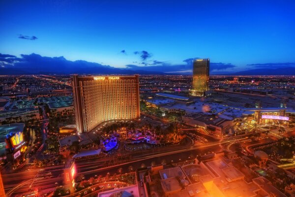 HDR night city lights