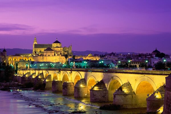 Pont romain à Córdoba en Espagne